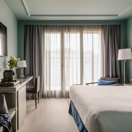 호텔 Antik 산세바스티안