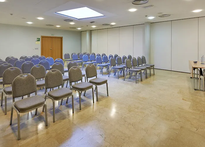 Antik 4* San Sebastián